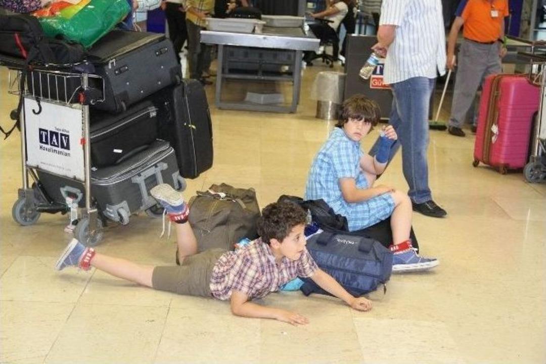 Sefer İptalleri U&ccedil;ak Yolcularını Mağdur Etti