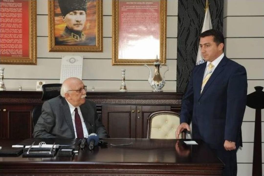 Bakan Avcı: &ldquo;bize Başımızı Daima Dik Tutacak Bir Başkan Lazım&rdquo;