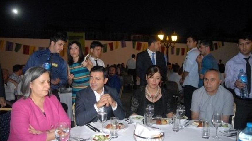 Cumhurbaşkanı Adayı Demirtaş: &ldquo;t&uuml;rkiye&rsquo;nin Batısı Bizi Anlamadı&rdquo;