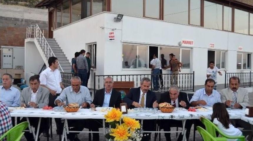 Adilcevaz Belediyesi Gurbetteki Vatandaşları Buluşturdu