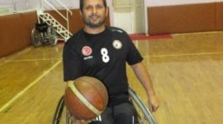Şampiyonluk Yaşayacak, Basketbolu Bırakacak