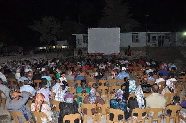 Silifke’de Yazlık Sinema Günleri Başladı