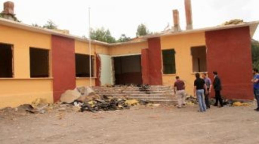 Suşehri&rsquo;ne Gen&ccedil;lik Ve K&uuml;lt&uuml;r Merkezi Yapılacak