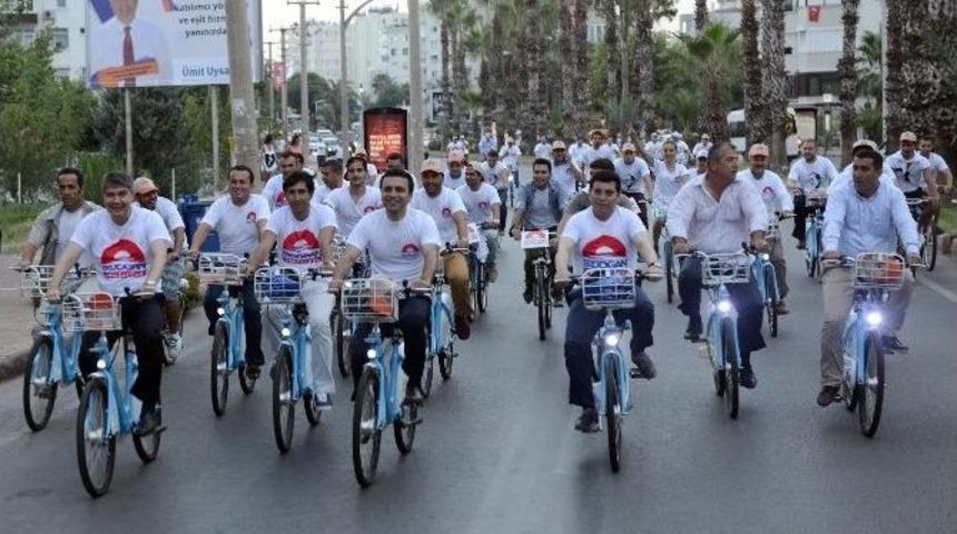 Başkan T&uuml;rel Gen&ccedil;lerle Pedal &Ccedil;evirdi