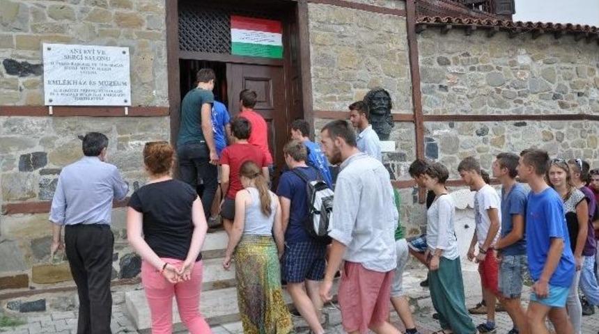 Rakoczi Ve İbrahim M&uuml;teferrika Anısına Romanya&rsquo;dan Bisikletle Geldiler