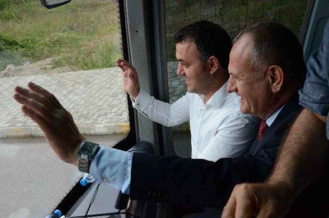 Başkan Keleş, Başbakan Erdoğan İ&ccedil;in Oy İstiyor