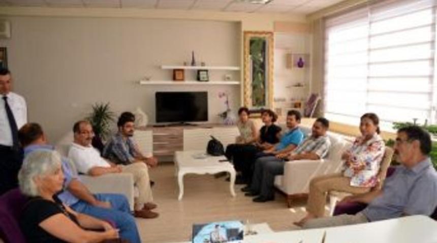 İhd&rsquo;den Akdeniz Belediyesi Eş Başkanı Mutlu&rsquo;ya Ziyaret