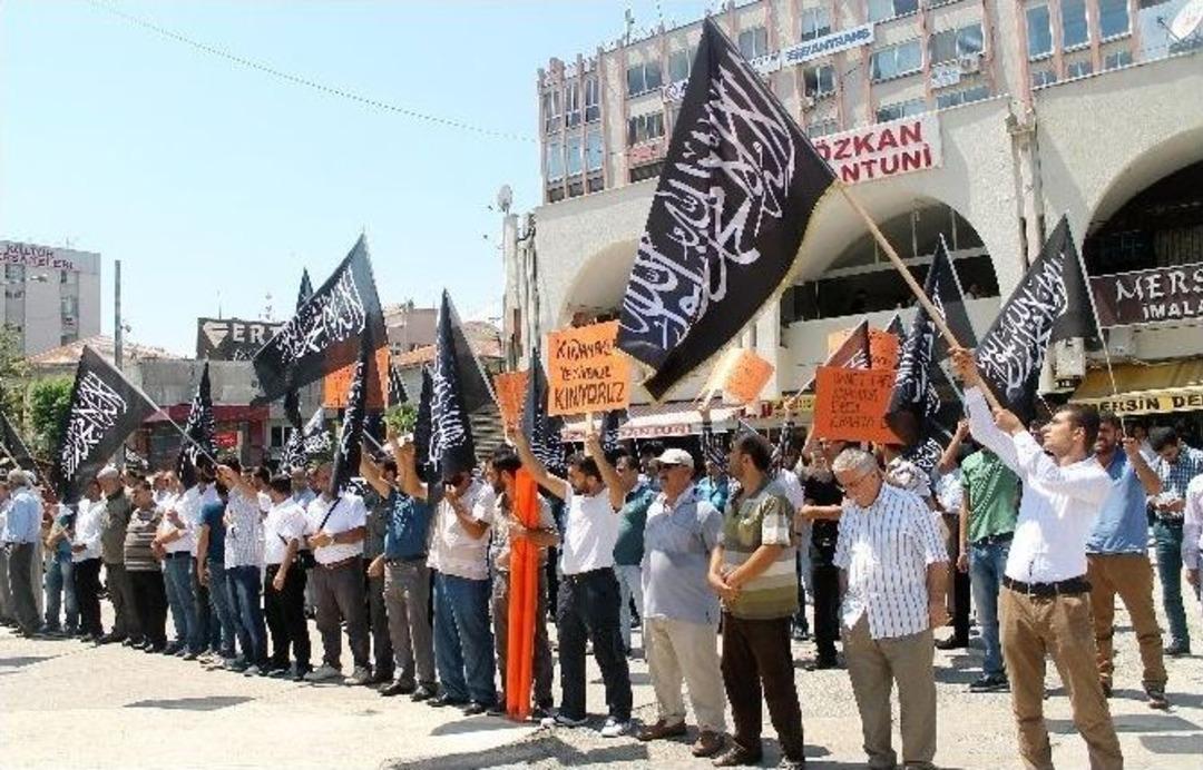 Gazze İ&ccedil;in Gıyabi Cenaze Namazı Kıldılar