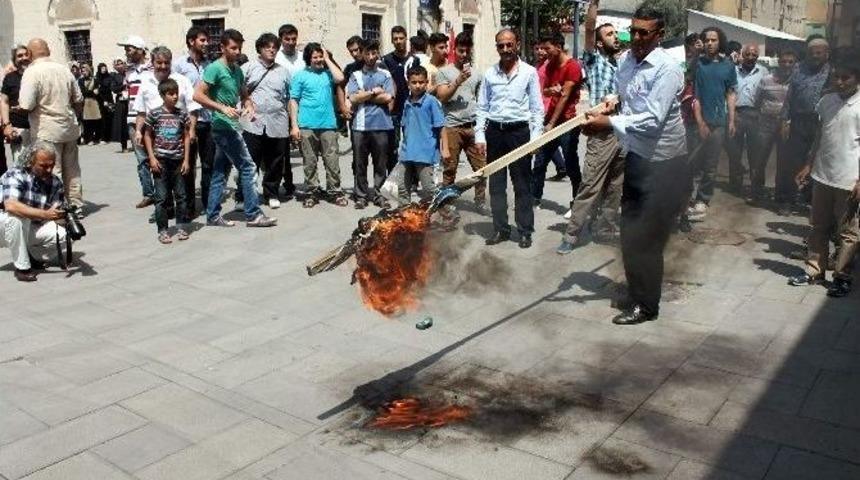 Konya&rsquo;dan İsrail Ve &Ccedil;in&rsquo;e Tepki