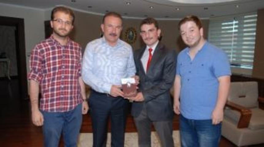 Başkan Doğan, &ldquo;gen&ccedil;leri &Ouml;nemsiyoruz&rdquo;