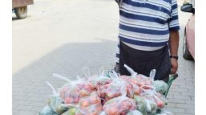 Malkaralı Emekli Aş&ccedil;ı&rsquo;dan Organik Kurak Domates