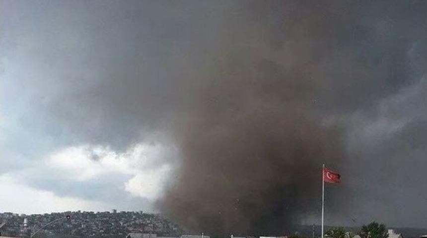 Fırtına Sanayi Kuruluşlarını Vurdu