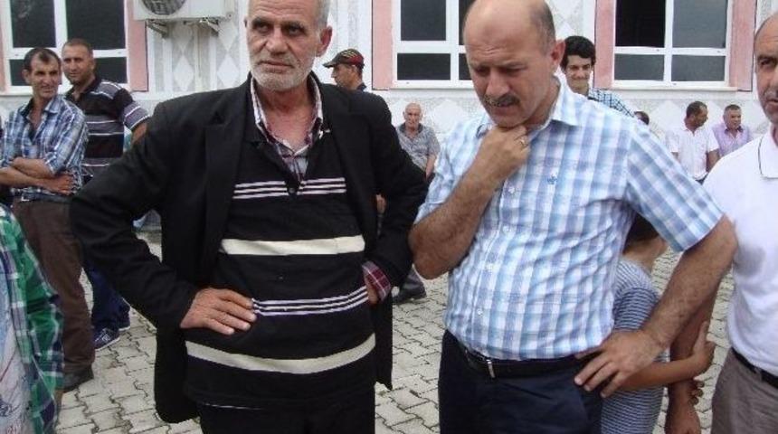 Kayınpederi Tarafından &Ouml;ld&uuml;r&uuml;len Gen&ccedil; Toprağa Verildi