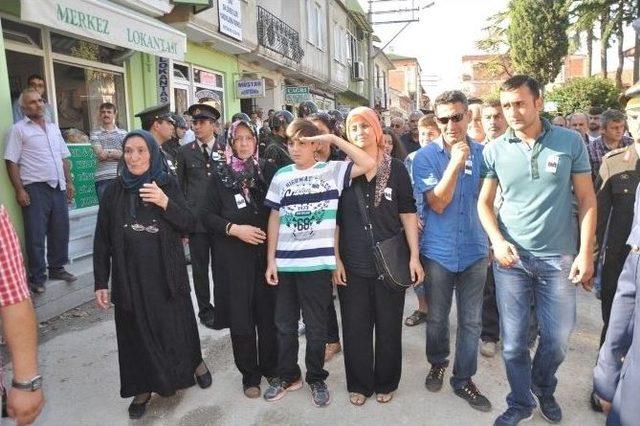 Rütbesini Takamadan Kalbine Yenilen Genç Albay Törenle Uğurlandı