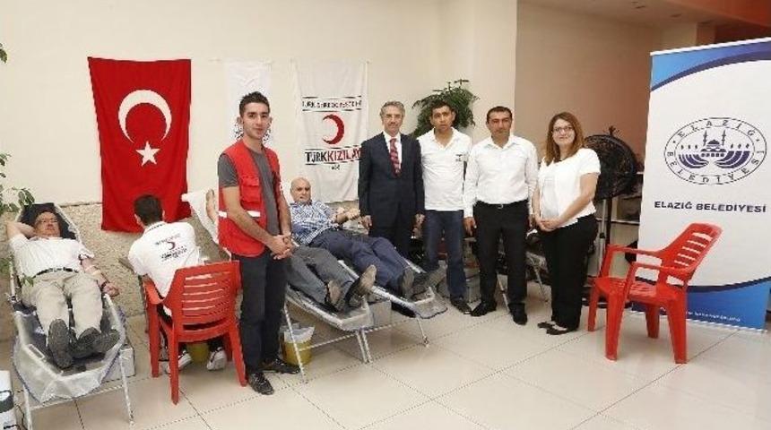 Elazığ Belediyesi, Kızılay İşbirliği İle Kan Bağışı Kampanyası Başlattı