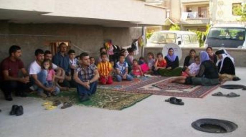 (&ouml;zel Haber) Bir G&ouml;z Odada 40 Kişi Yaşıyor