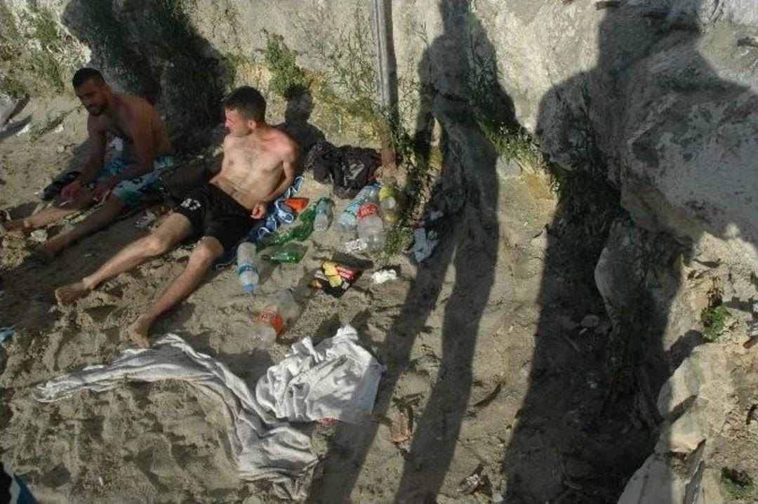 Kuşadası&rsquo;nda Temizlik İşlerinin S&uuml;rekli Aksaması Tepkilere Yol A&ccedil;ıyor