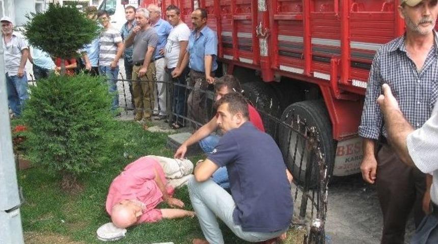 &Ouml;l&uuml;mden D&ouml;nd&uuml;