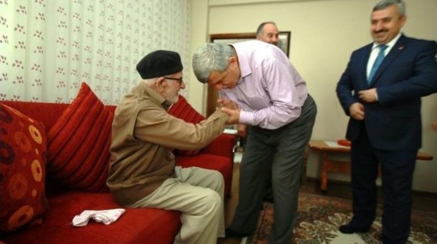 107&rsquo;lik Bekir Dededen Erdoğan&rsquo;a Dua