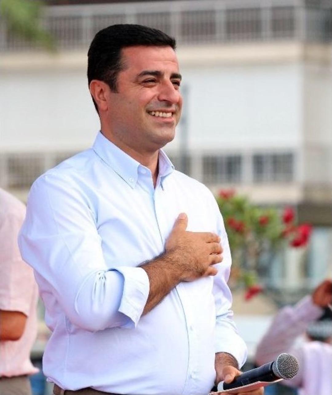 Cumhurbaşkanı Adayı Selahattin Demirtaş: