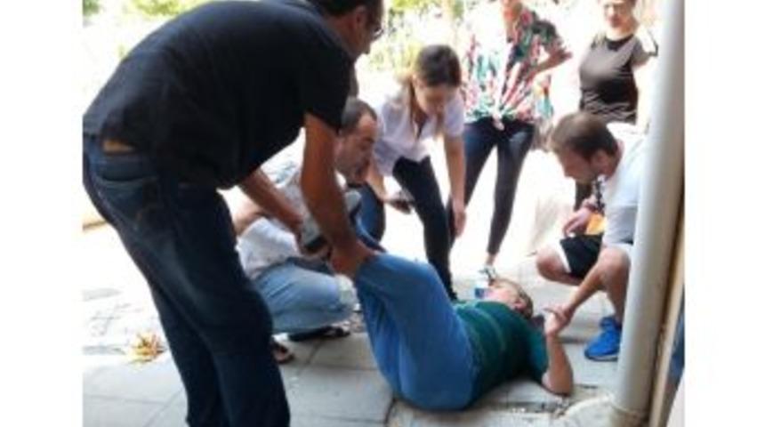 Sokakta Baygınlık Ge&ccedil;irdi