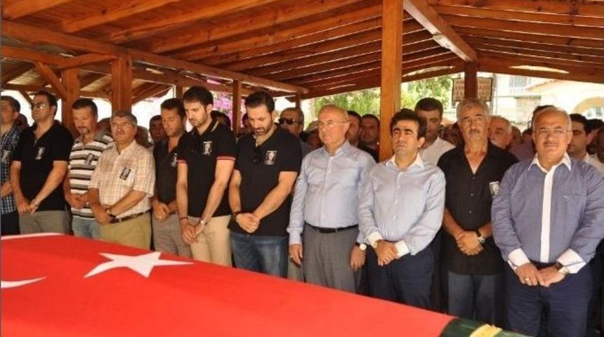 Emekli Yargıtay &Uuml;yesi Orak&ccedil;ıoğlu Son Yolculuğuna Uğurlandı