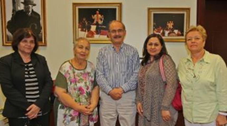 Yardımseverlerden B&uuml;y&uuml;kerşen&rsquo;e Ziyaret