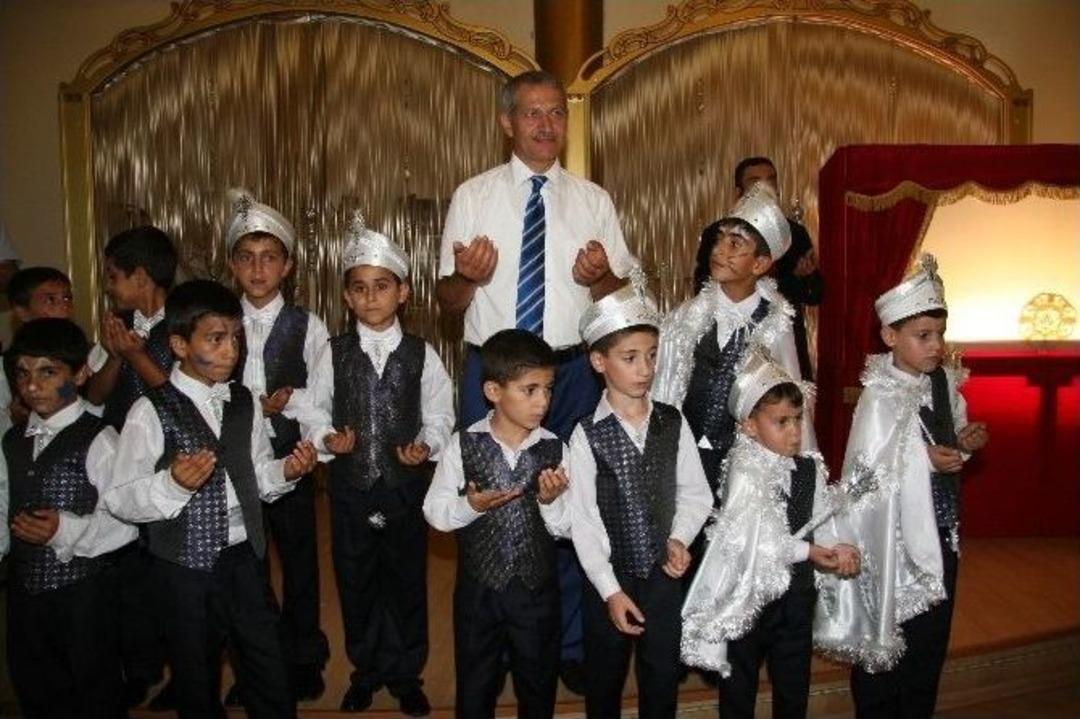 Adapazarı Belediyesi Geleneksel S&uuml;nnet Ş&ouml;leni Ger&ccedil;ekleşti