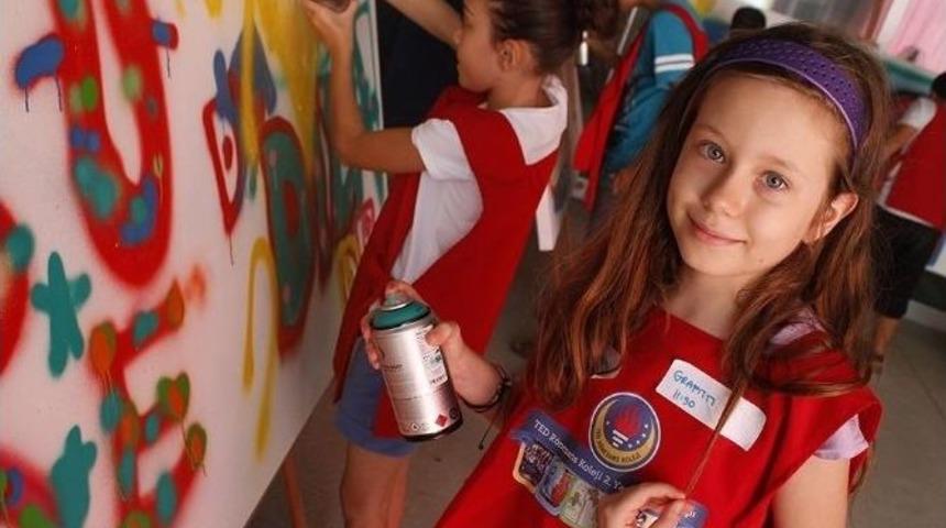 Twitter Bu Kez Sanat İ&ccedil;in