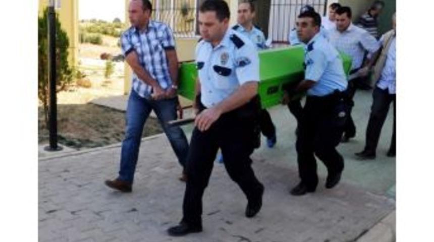 Uşak&rsquo;ta Esrarengiz İntihar