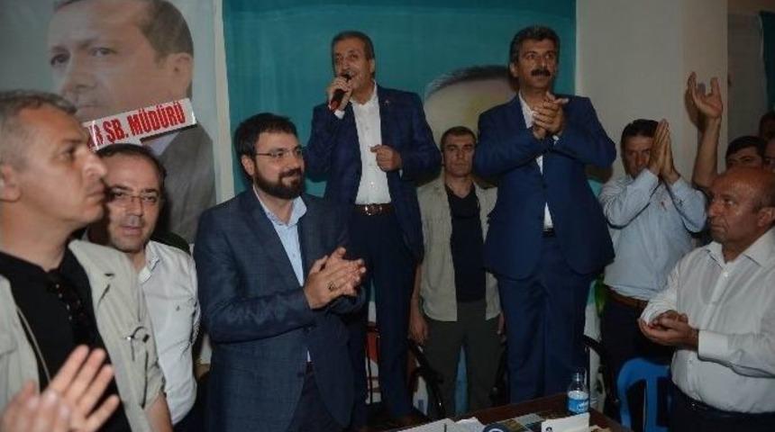 Bakan Eker&rsquo;den Bayrak İndiren Zanlının Yakalanması İle İlgili A&ccedil;ıklama