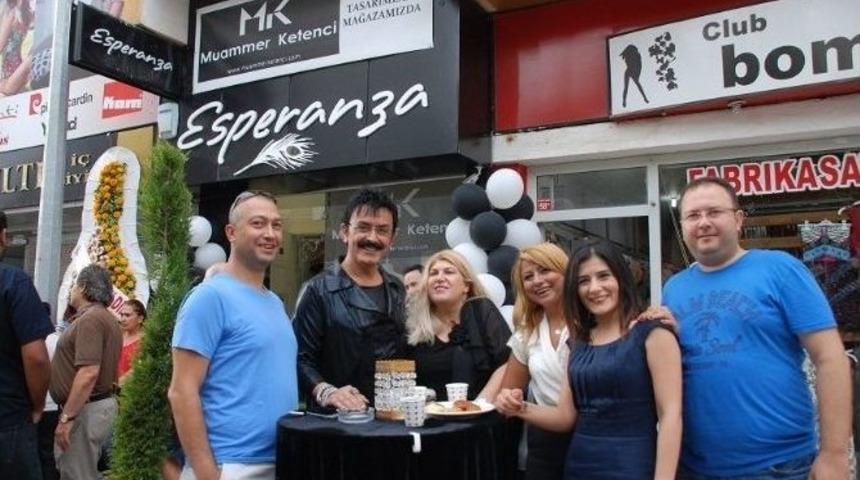 &Uuml;nl&uuml; Moda Tasarımcısı Ketenci, İskenderun&rsquo;da Mağazalar Şubesinin A&ccedil;ılışını Ger&ccedil;ekleştirdi