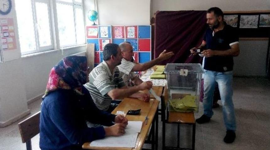 D&uuml;zce&rsquo;de Oy Verme İşlemleri Başladı