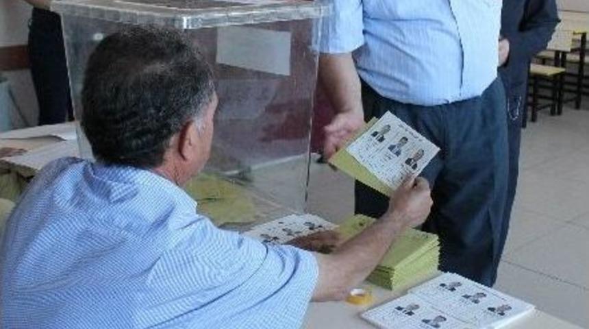 Elazığ&rsquo;da Oy Kullanımı Başladı