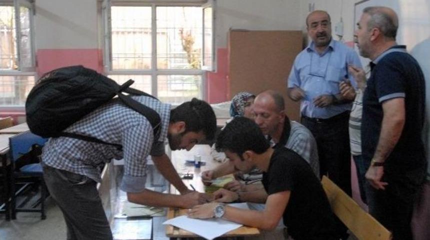 Diyarbakır&rsquo;da Oy Verme İşlemi Başladı