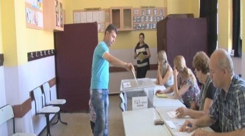 Tekirdağ&rsquo;da Oy Verme İşlemi S&uuml;r&uuml;yor