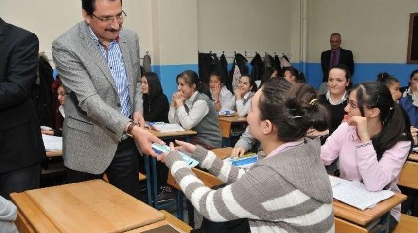 Sağlıklı İnsanlar Sağlıklı Toplumları Oluşturur