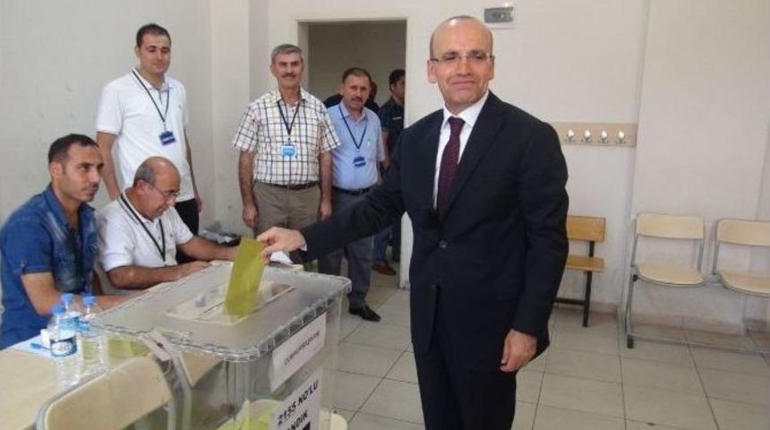 Maliye Bakanı Mehmet Şimşek, Oyunu Batman&rsquo;da Kullandı