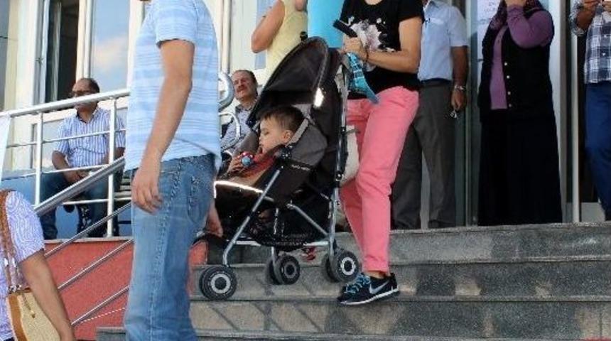 Engelli Ve Yaşlıların Demokrasi M&uuml;cadelesi