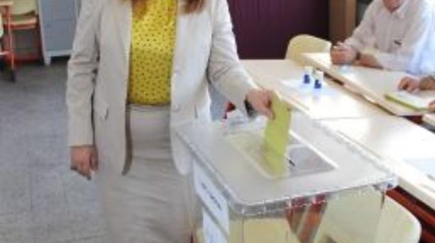 Milletvekili Can Oyunu Kullandı