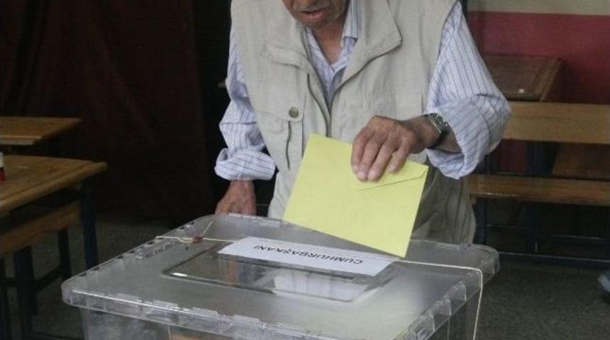 Ordu&rsquo;da 500 Bini Aşkın Se&ccedil;men Sandık Başına Gitti