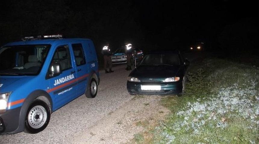 Amca Oğulları Arasında &Ccedil;ıkan Kavgada Kan Aktı