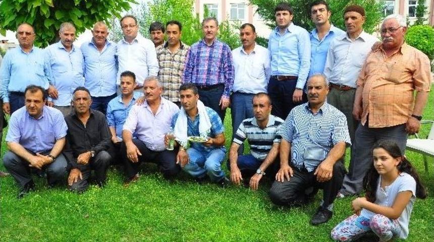 Ak Partili &Ouml;zdağ Manisalılar İ&ccedil;in M&uuml;jde Verdi