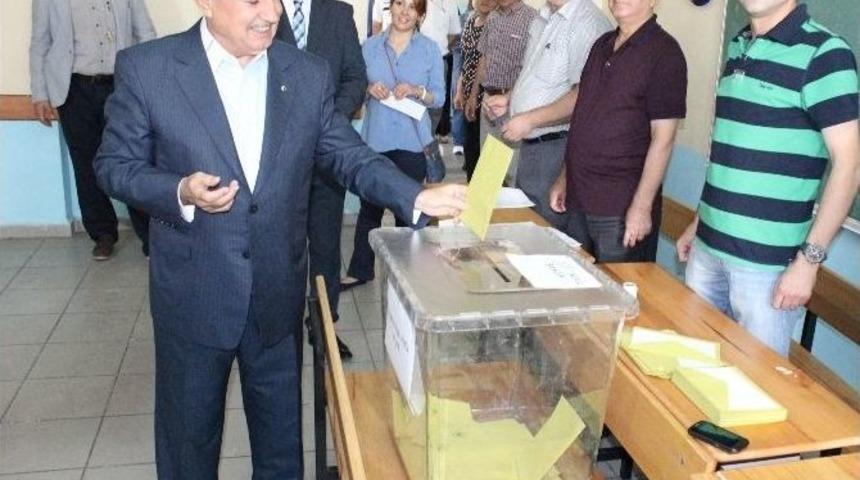 Edirne Valisi Şahin, Cumhurbaşkanlığı Se&ccedil;imi İ&ccedil;in Oyunu Kullandı