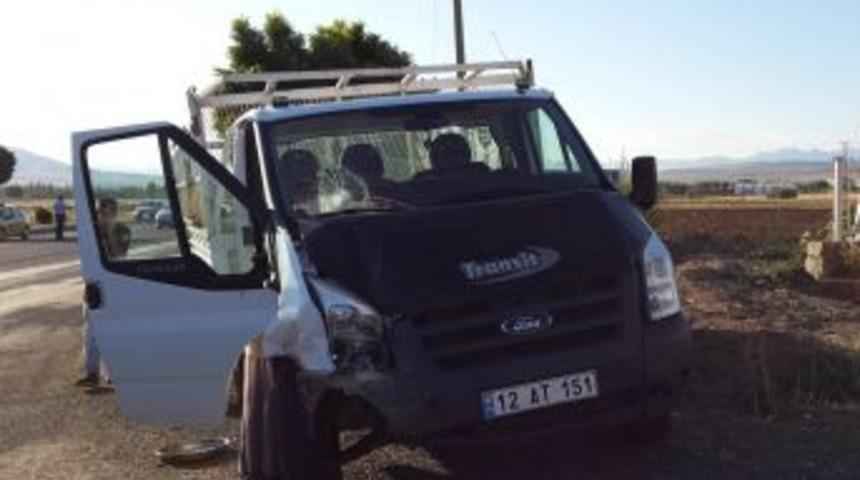 Karako&ccedil;an'da trafik kazası: 1 &ouml;l&uuml;, 3 yaralı