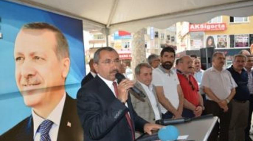 Başkan İsmail Erdem, herkesi  oy vermeye çağırdı