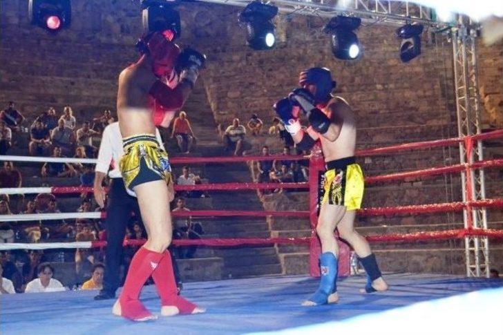 Ayvalık’ta Tayland Boksunun Zafer Gecesi G2