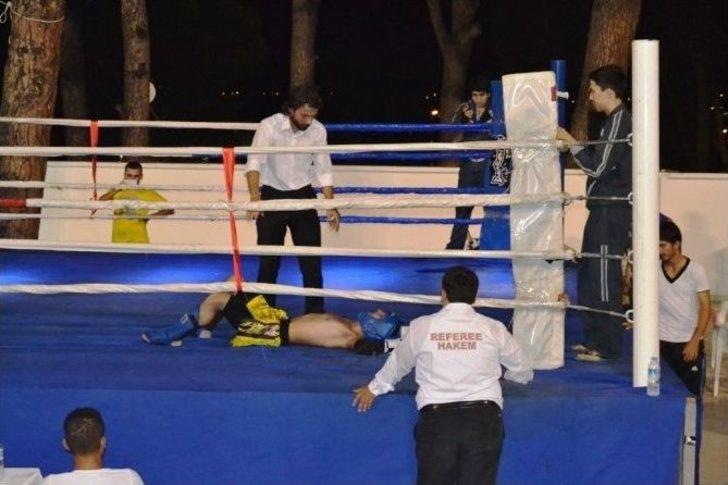 Ayvalık’ta Tayland Boksunun Zafer Gecesi G3