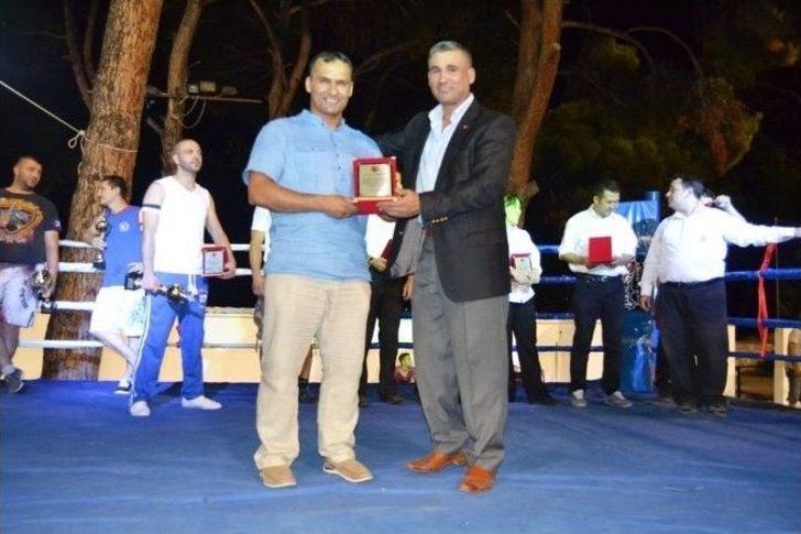 Ayvalık’ta Tayland Boksunun Zafer Gecesi G4