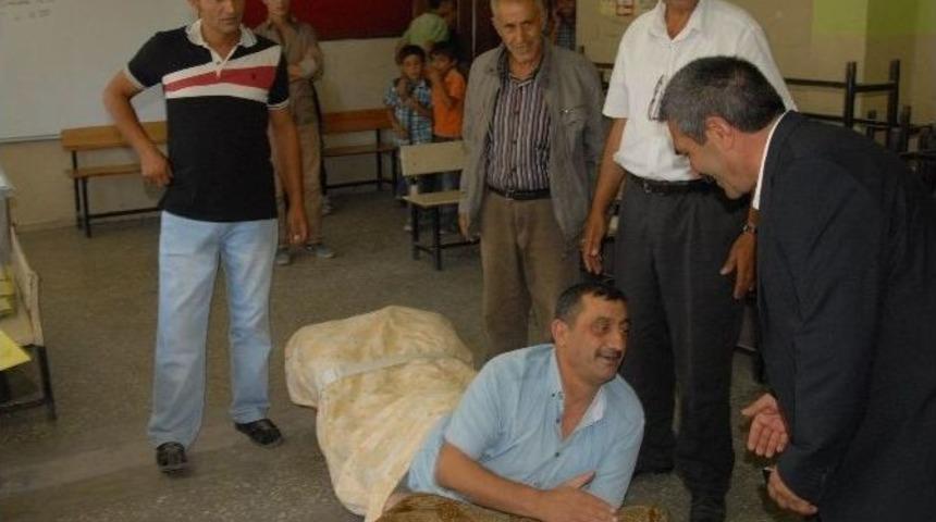 Engelli Vatandaşın Oy Kullanma &Ccedil;ilesi